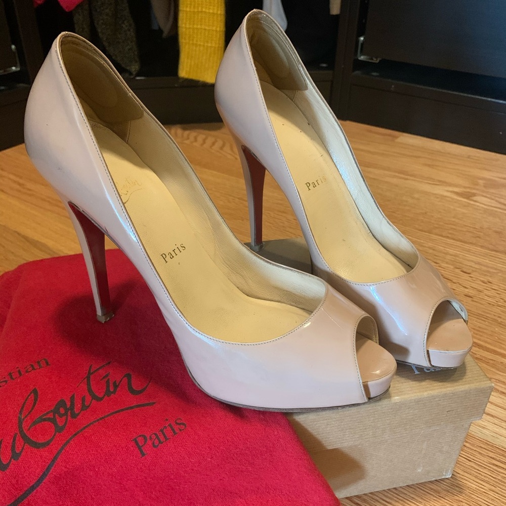 Christian Louboutin Nude Patent Peep-Toe Pumps with Red Soles